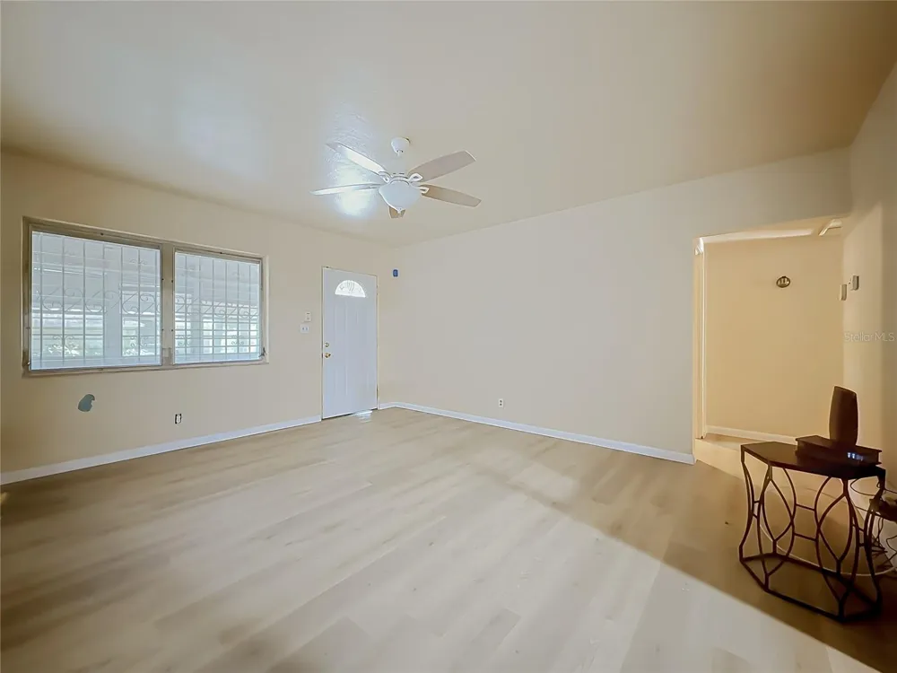 2121 10TH STREET S St Petersburg, FL 33705