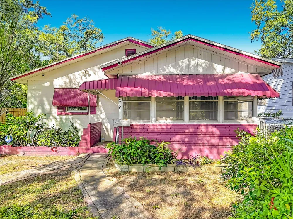 2121 10TH STREET S St Petersburg, FL 33705