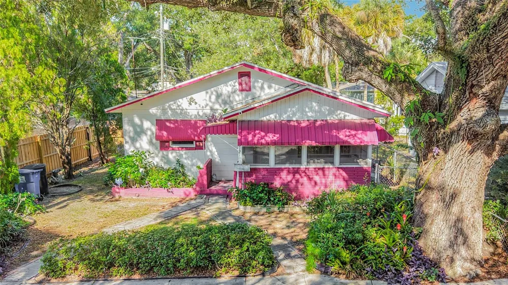 2121 10TH STREET S St Petersburg, FL 33705