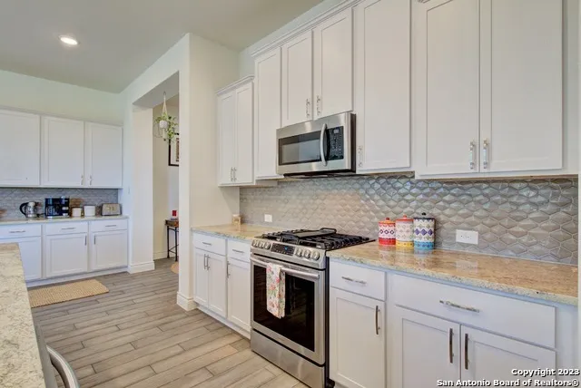 28554 SHAILENE DR San Antonio, TX 78260