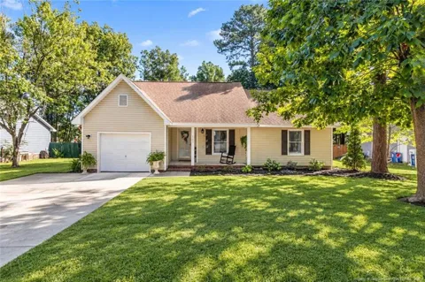 725 Sunnycrest Drive