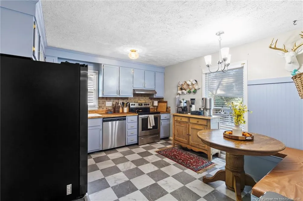 725 Sunnycrest Drive Fayetteville, NC 28314
