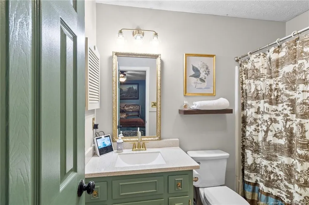725 Sunnycrest Drive Fayetteville, NC 28314