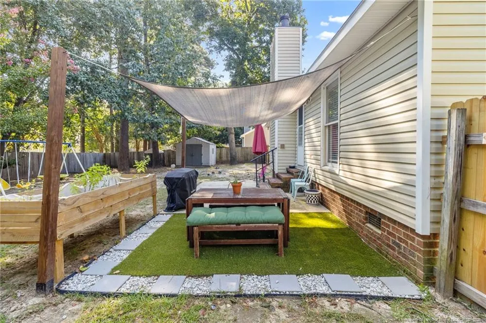 725 Sunnycrest Drive Fayetteville, NC 28314