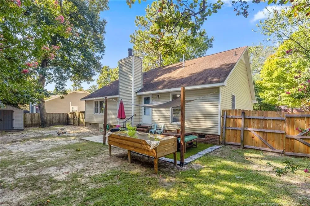725 Sunnycrest Drive Fayetteville, NC 28314