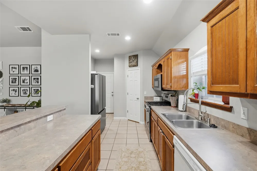 15318 E 89th Court Owasso, OK 74055