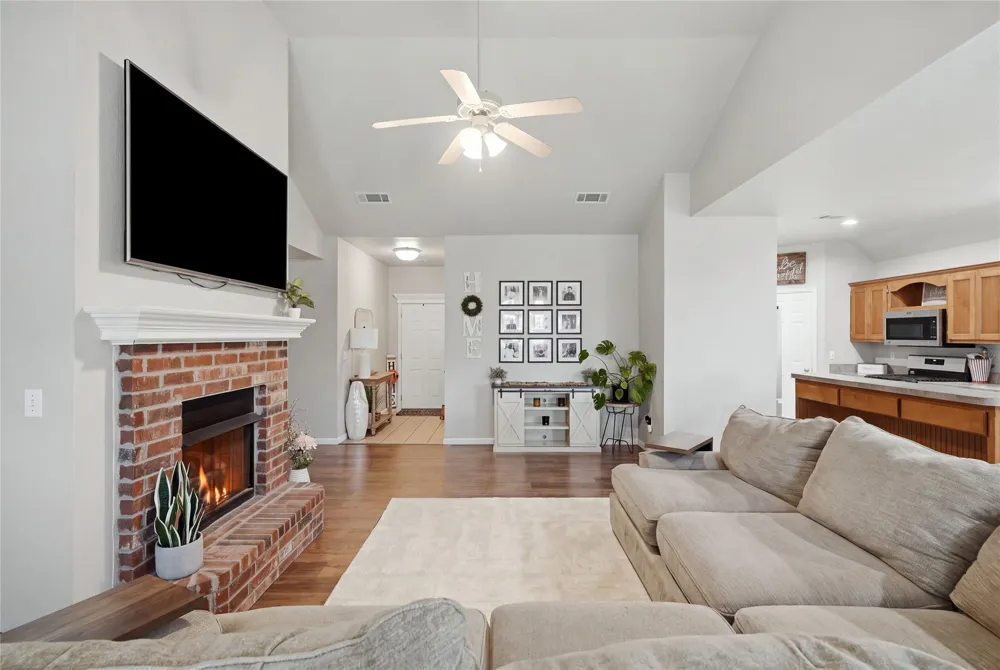 15318 E 89th Court Owasso, OK 74055