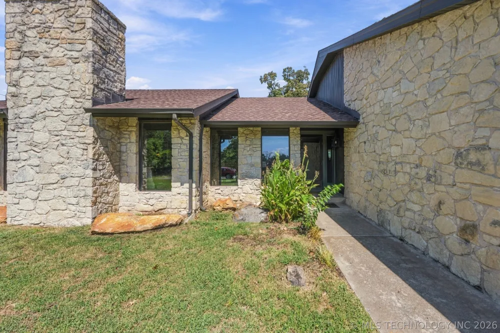 1103 E 124TH STREET S Jenks, OK 74037