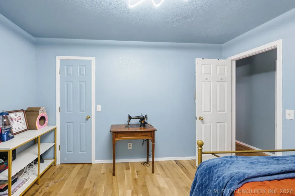 1103 E 124TH STREET S Jenks, OK 74037