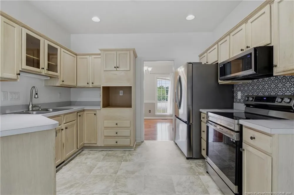 811 Retriever Court Fayetteville, NC 28311