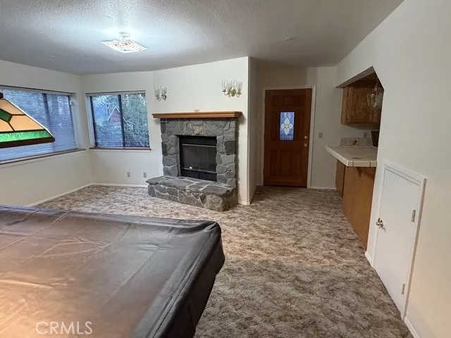 1511 Laura Wrightwood, CA 92397
