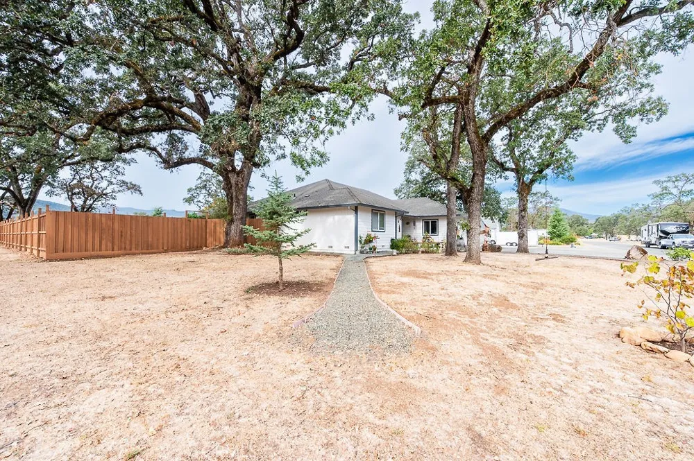15255 Timm Middletown, CA 95461