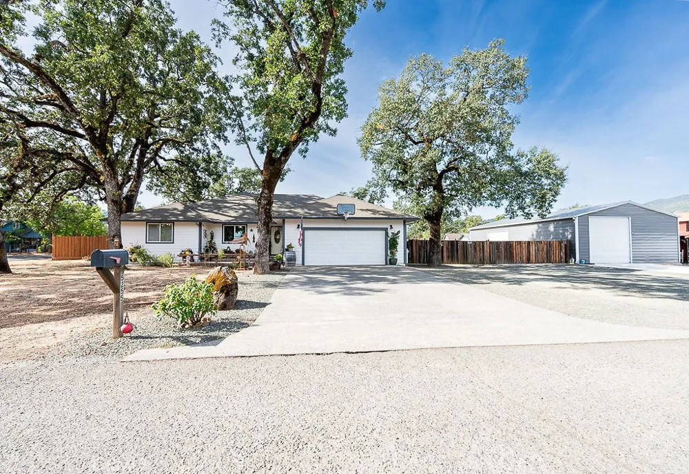 15255 Timm Middletown, CA 95461