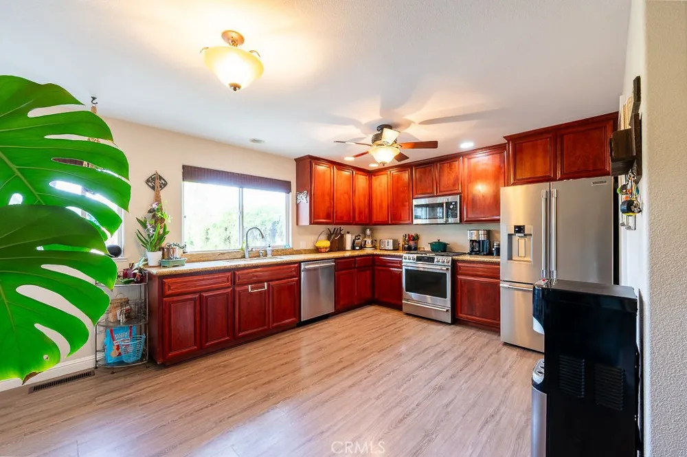 15255 Timm Middletown, CA 95461