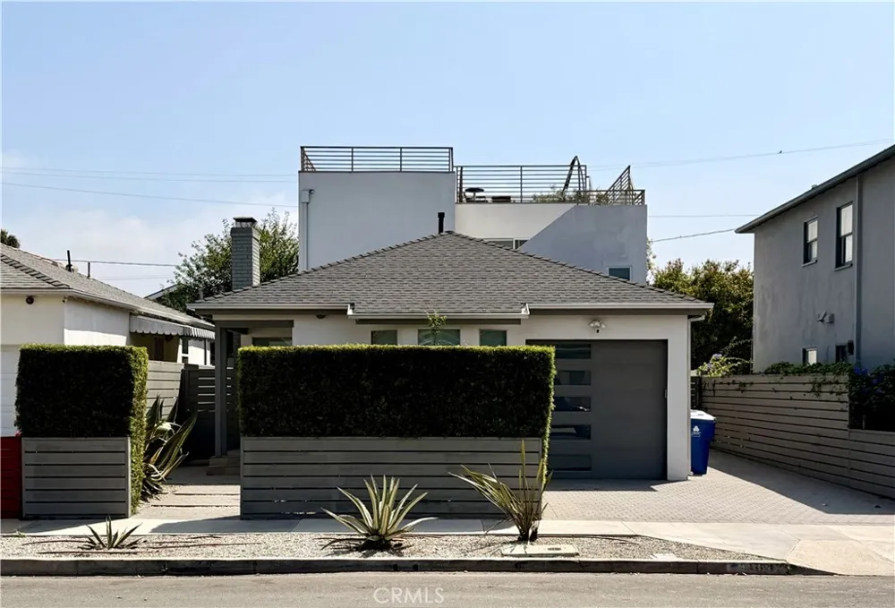 1042 Garfield Avenue Venice, CA 90291