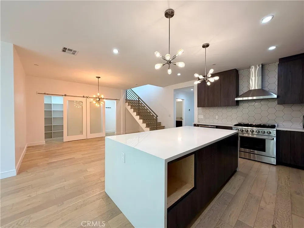 1042 Garfield Avenue Venice, CA 90291