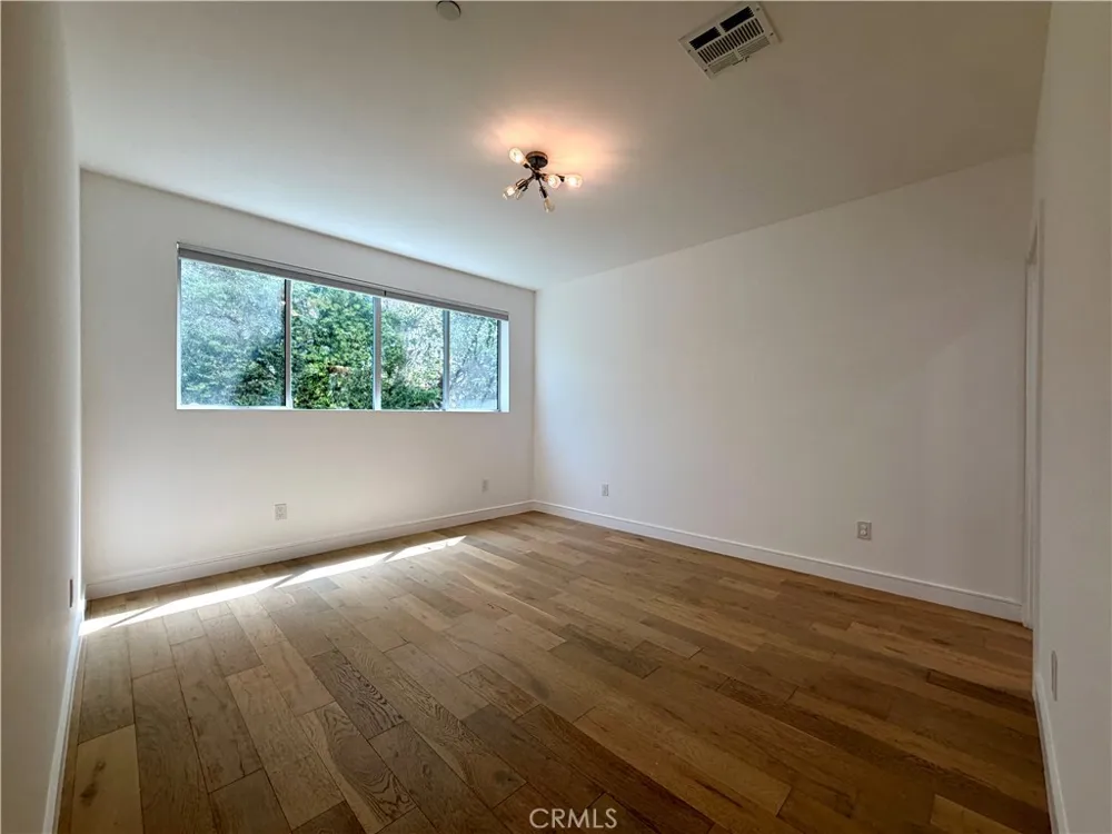 1042 Garfield Avenue Venice, CA 90291