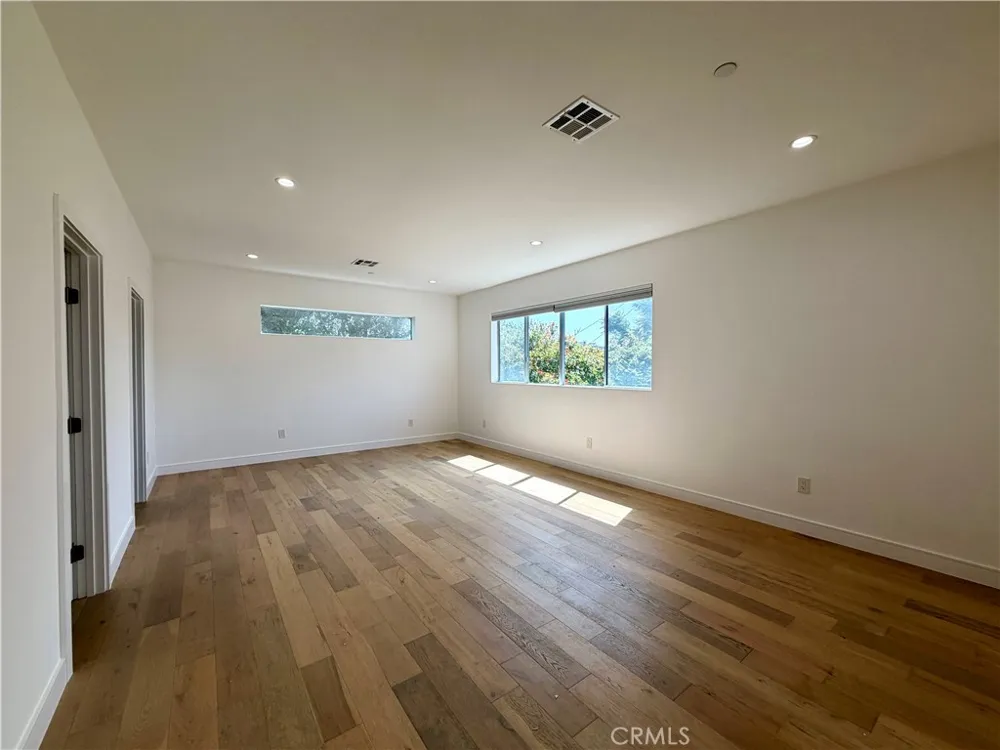 1042 Garfield Avenue Venice, CA 90291
