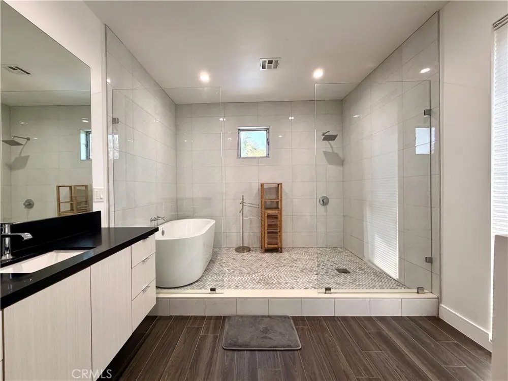 1042 Garfield Avenue Venice, CA 90291