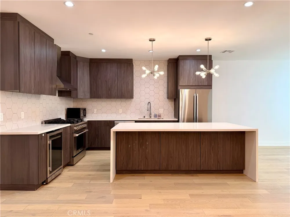 1042 Garfield Avenue Venice, CA 90291