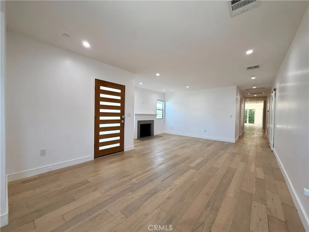 1042 Garfield Avenue Venice, CA 90291