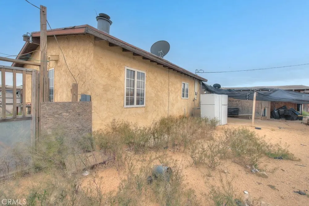 43111 260th E Lancaster, CA 93535
