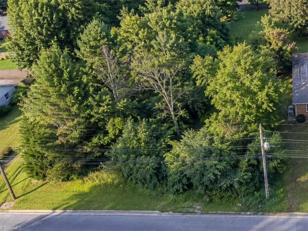 2321 Brentwood Street High Point, NC 27263