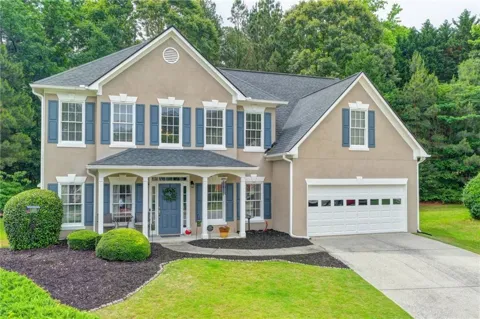 1813 Gold Finch Way