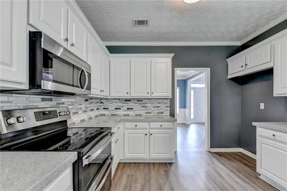 1813 Gold Finch Way Lawrenceville, GA 30043