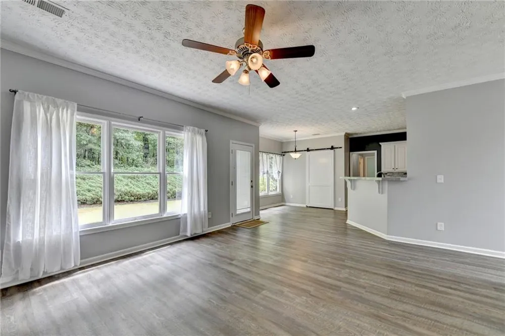 1813 Gold Finch Way Lawrenceville, GA 30043