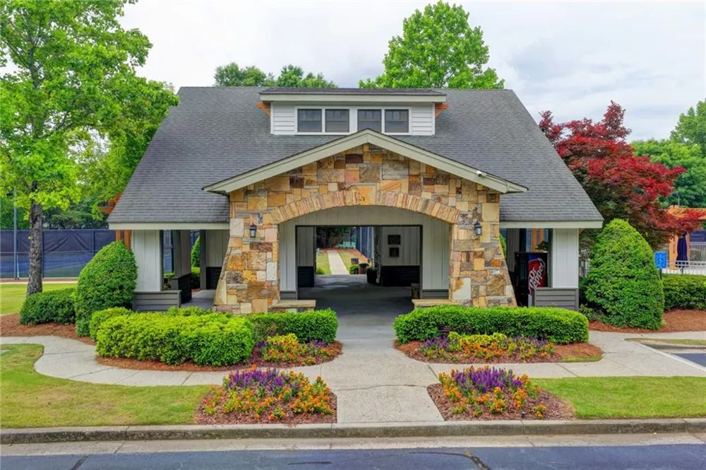 1813 Gold Finch Way Lawrenceville, GA 30043