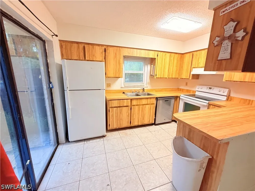 San Juan Court #3 Fort Myers, FL 33967