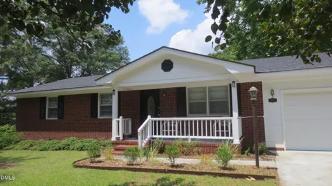 25 E North Street