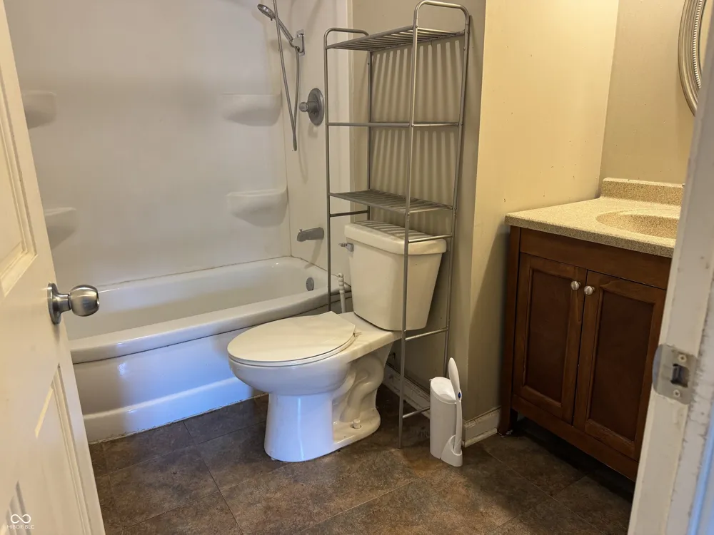 1214 Meadow Lane Lebanon, IN 46052