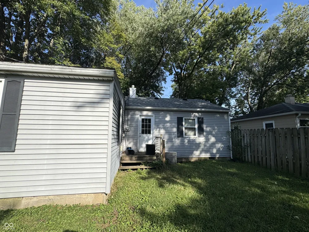 1214 Meadow Lane Lebanon, IN 46052