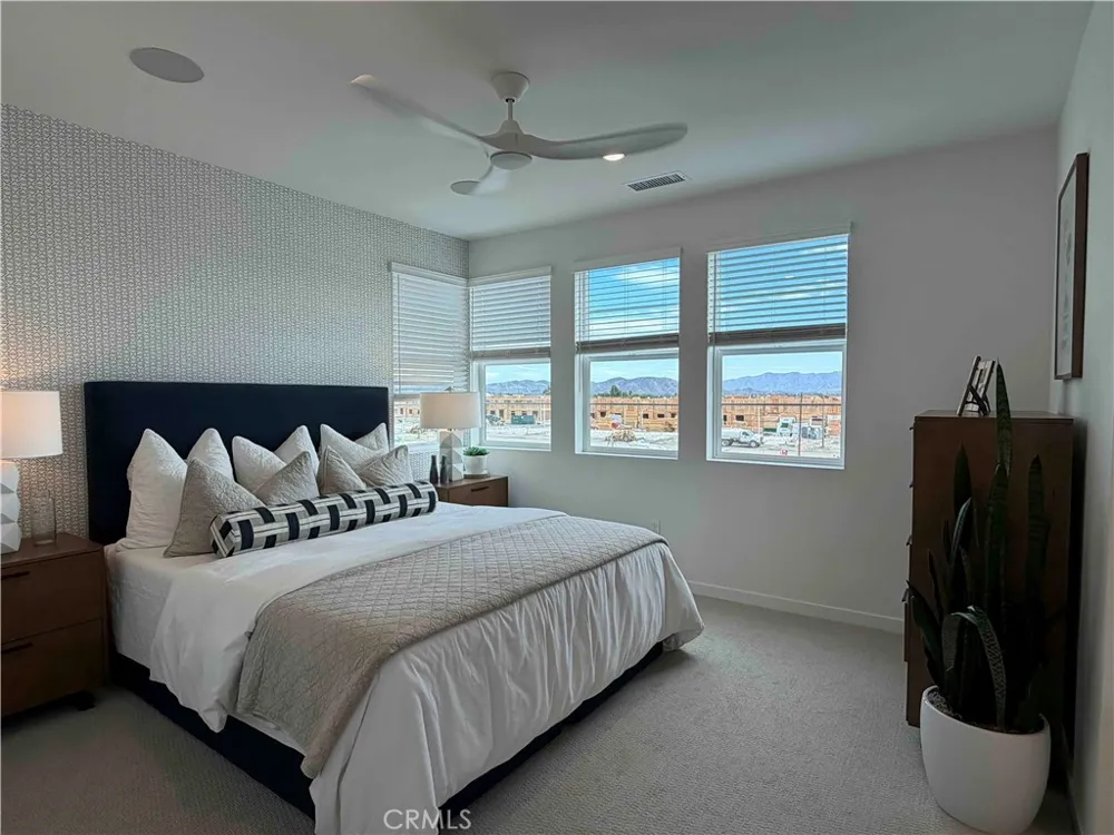 6009 Huntington Drive Eastvale, CA 92880