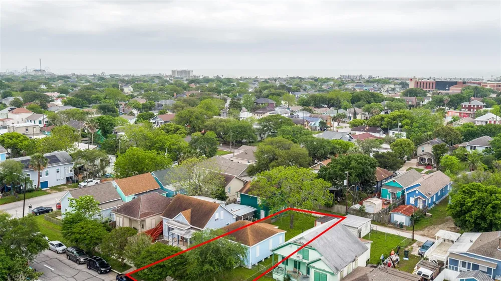 4015 Avenue O Galveston, TX 77550