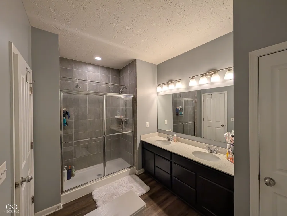6027 Bunton Drive Indianapolis, IN 46237