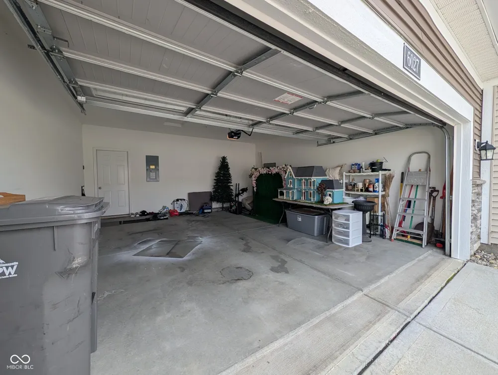 6027 Bunton Drive Indianapolis, IN 46237