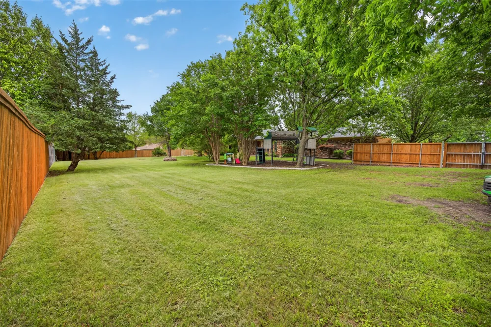 4607 Sachse Road Sachse, TX 75048