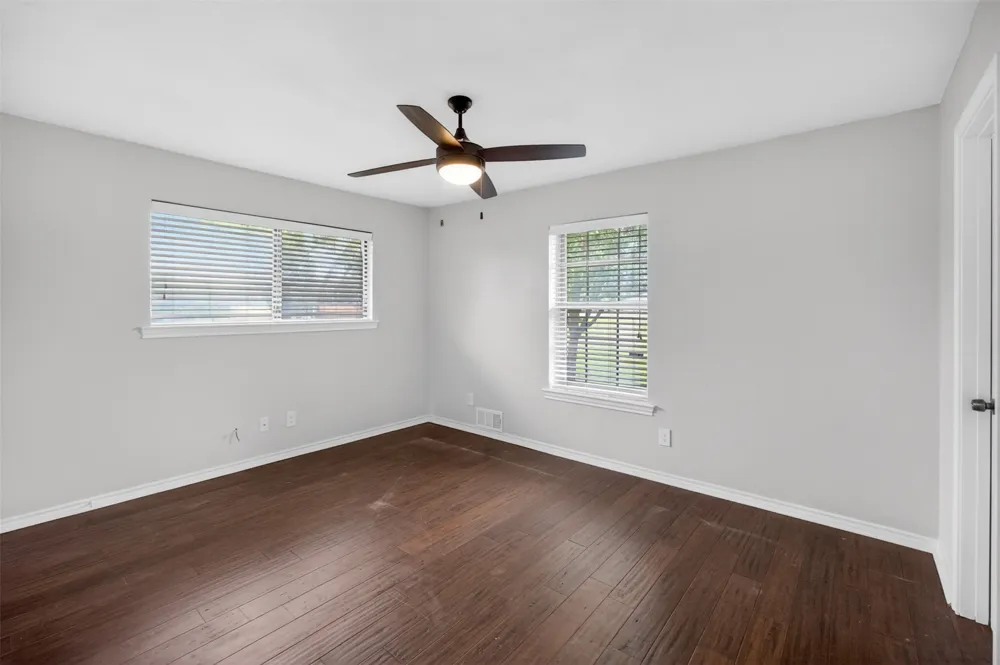 4607 Sachse Road Sachse, TX 75048