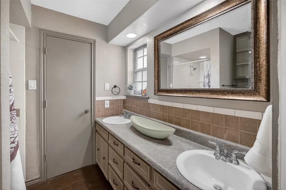 4607 Sachse Road Sachse, TX 75048