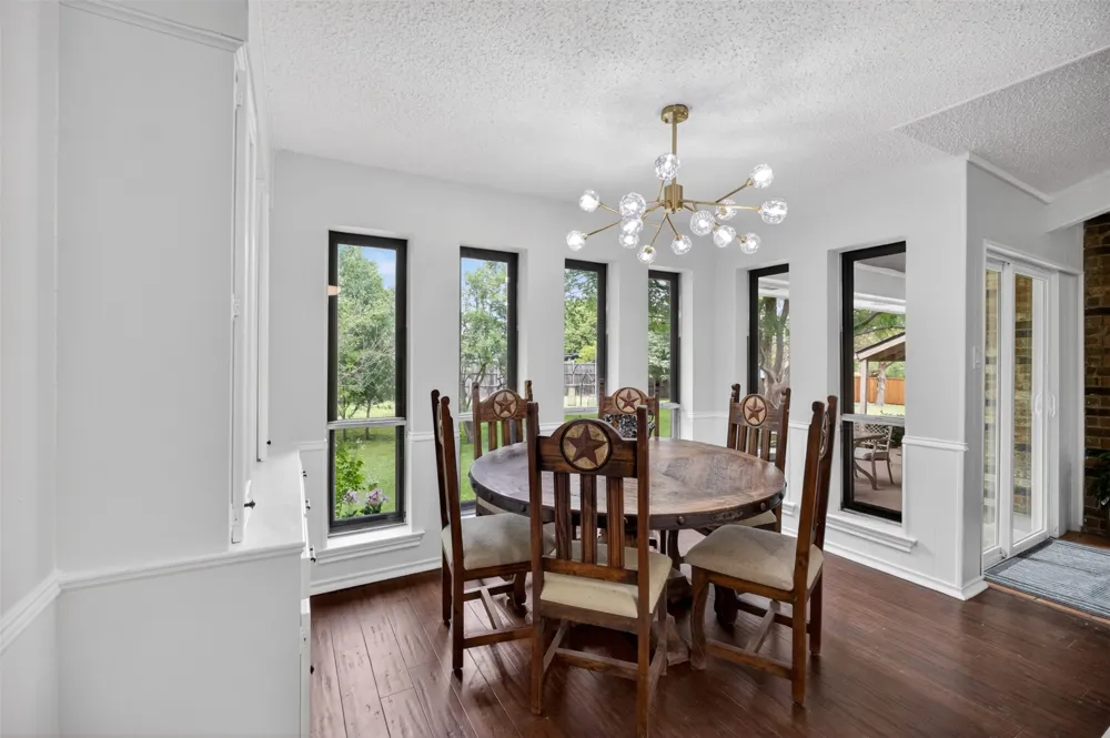 4607 Sachse Road Sachse, TX 75048