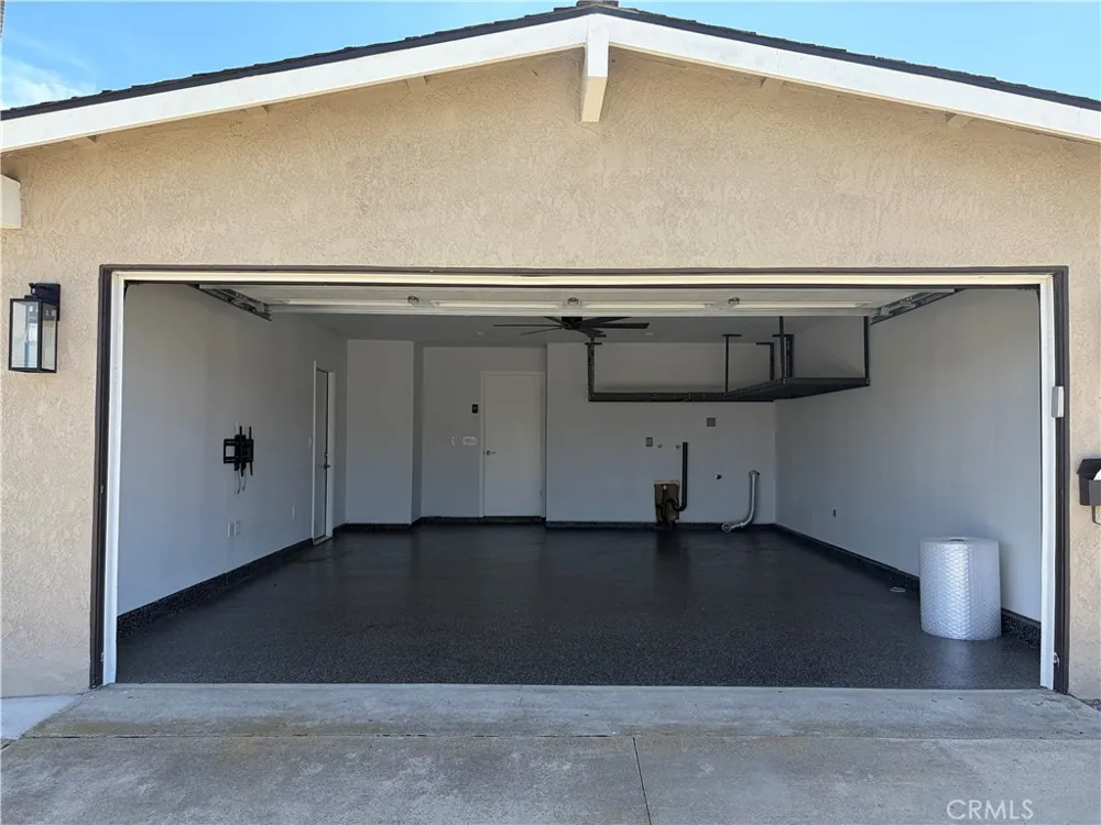 7622 Don Huntington Beach, CA 92647