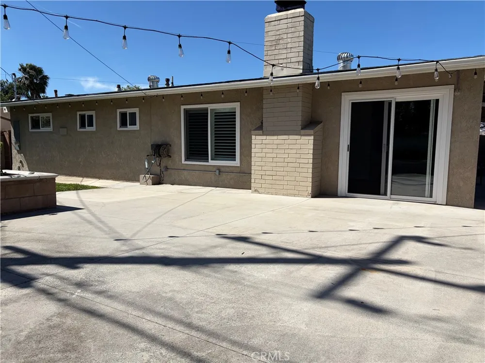 7622 Don Huntington Beach, CA 92647