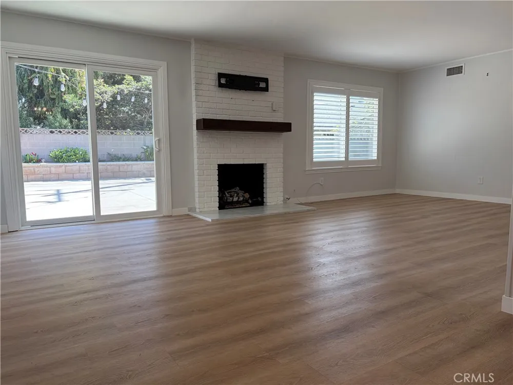 7622 Don Huntington Beach, CA 92647