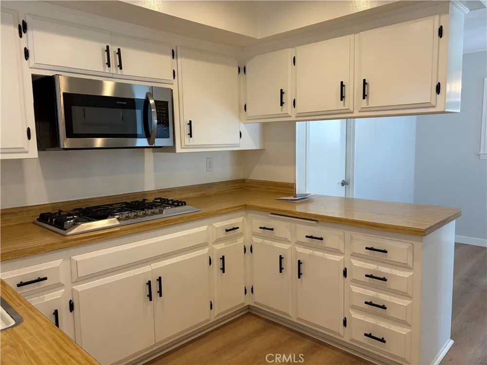 7622 Don Huntington Beach, CA 92647