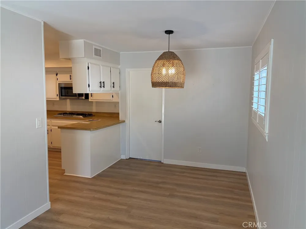 7622 Don Huntington Beach, CA 92647