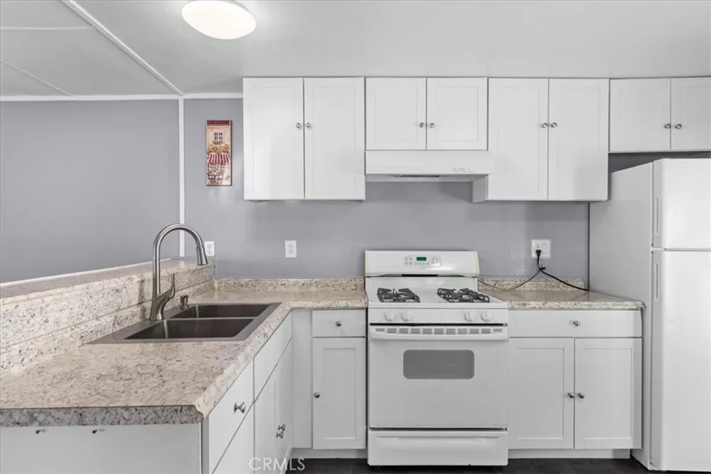 22800 Byron Crestline, CA 92325