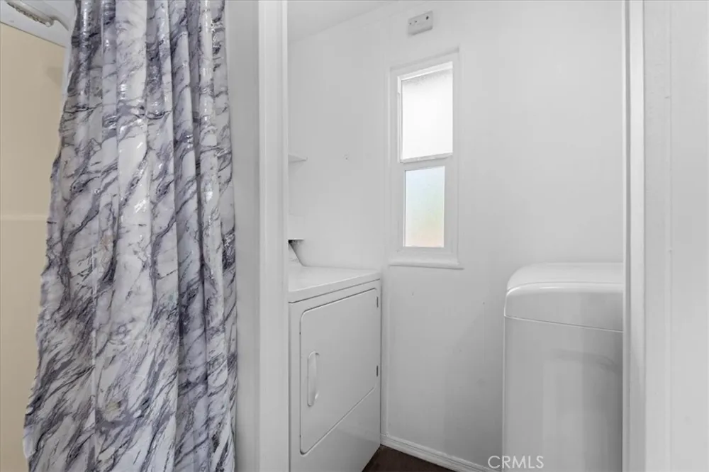 22800 Byron Crestline, CA 92325